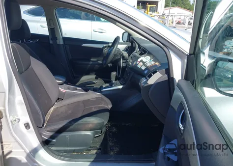 2017 Nissan Sentra S из США, поврежденный, VIN 3N1AB7AP5HY320051